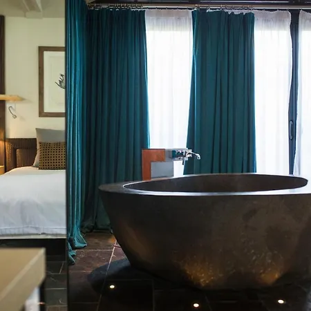 La Mare Aux Oiseaux, The Originals Collection