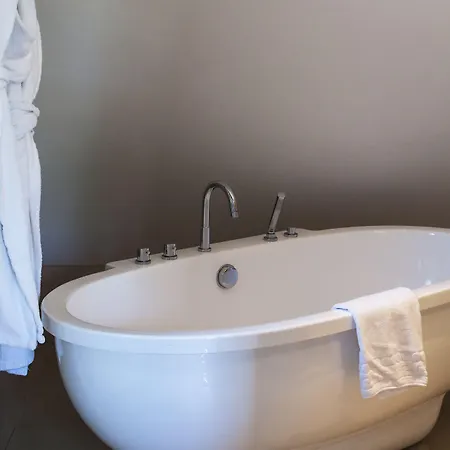 La Mare Aux Oiseaux, The Originals Collection