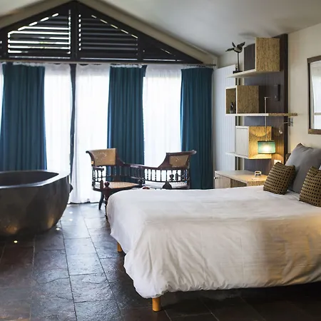 La Mare Aux Oiseaux, The Originals Collection