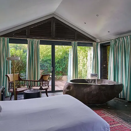 La Mare Aux Oiseaux, The Originals Collection Hotel Saint-Joachim