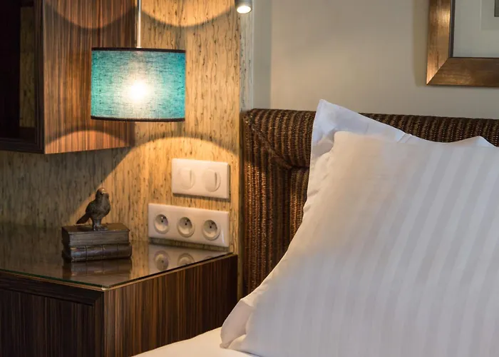 La Mare Aux Oiseaux, The Originals Collection Hotel Saint-Joachim