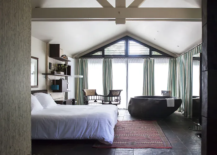 La Mare Aux Oiseaux, The Originals Collection